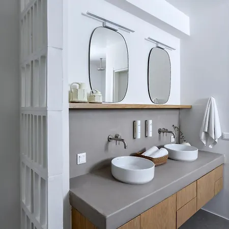 Anassa Villa Ampelas